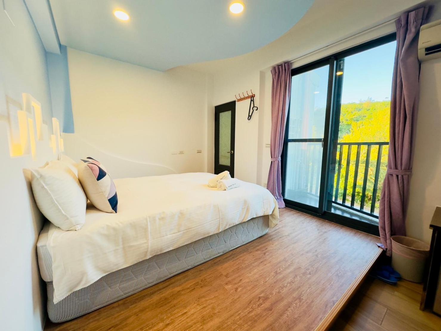 南灣陽光皮小妞 Pii Hostel Наньвань Экстерьер фото