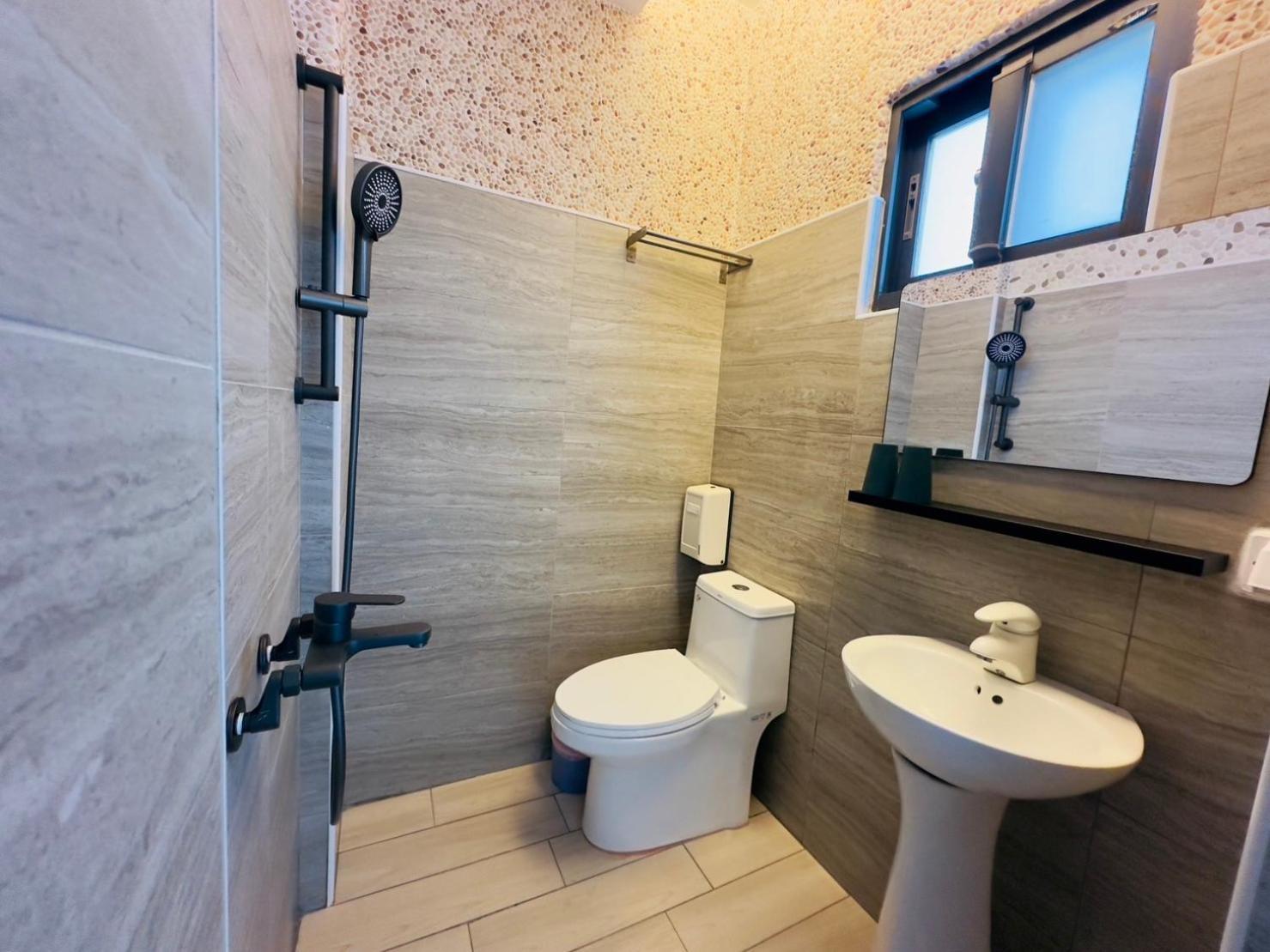 南灣陽光皮小妞 Pii Hostel Наньвань Экстерьер фото